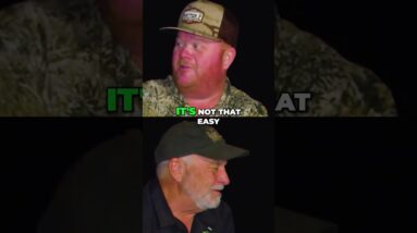 Thermal Scope Hog Hunt: The Thrill and Difficulty Revealed! #shorts